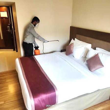 Kozhancheri Hotel Park Residency Kozhencherry מראה חיצוני תמונה